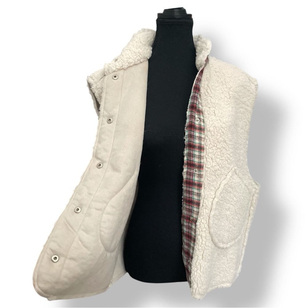 NWT Cozy Cream Sherpa Vest by Cider Snap Front Tartan Plaid Trim Cottage Nordic